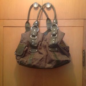 Mondani Green Shoulder Bag